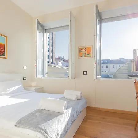 Retreats Cadorna Duomo דירה