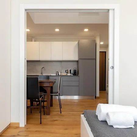 Retreats Cadorna Duomo Daire Milano