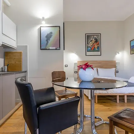 Retreats Cadorna Duomo Апартаменты