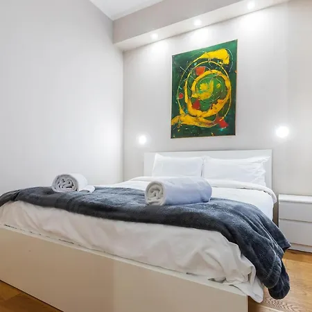 Retreats Cadorna Duomo Апартаменты