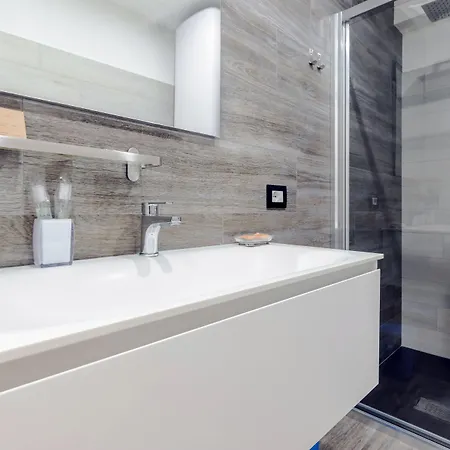 Retreats Cadorna Duomo Daire Milano